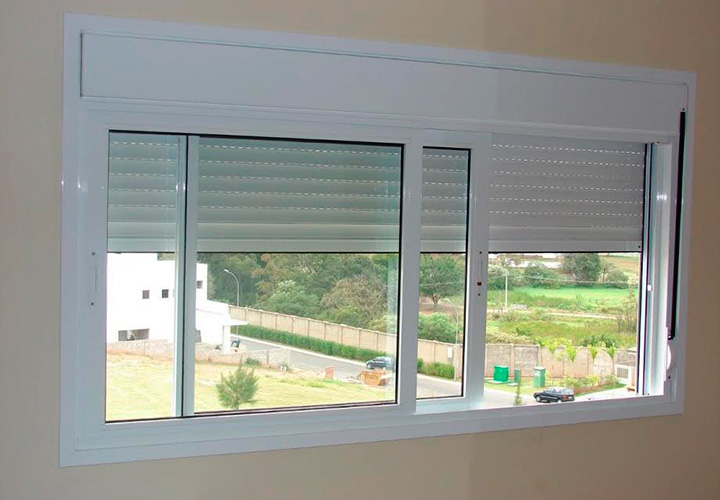 Janela De Correr 2 Folhas Persiana Integrada Branco - 1,20x1,50m R$ 3.900,00 EM 6X ( COLOCADA)